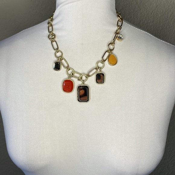 Lia Sophia Capulet Retired Necklace Gold Tone Chain - Picture 2 of 8